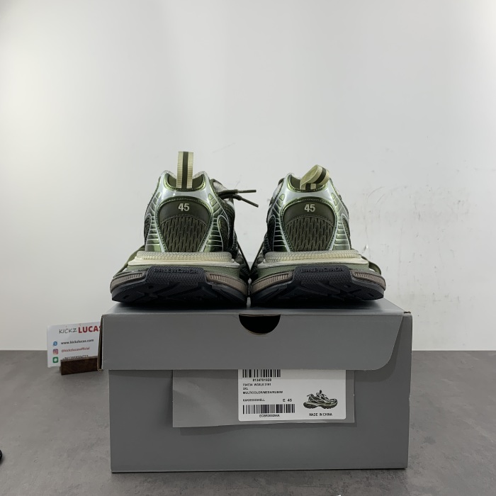 B*alenciaga 3XL Sneaker AM20240611-9