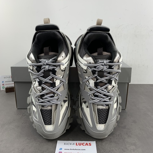 B*alenciaga Track AM20240825-1