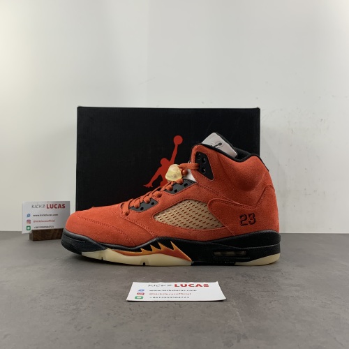 Air Jordan 5 Retro Dunk on Mars DD9336-800