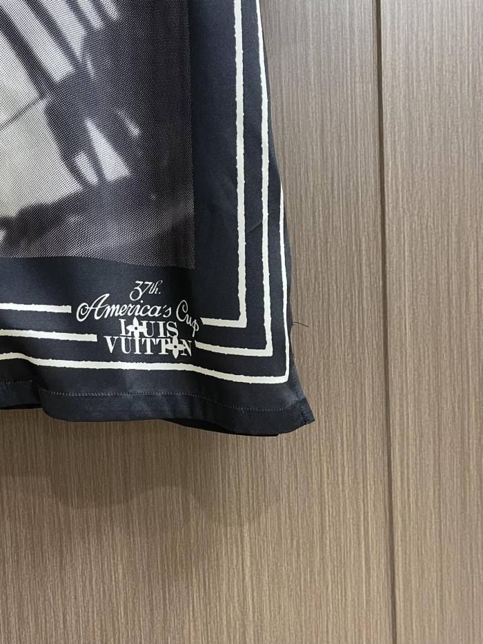 L*ouis V*uitton  T-shirt Top Quality D17 20240826-26