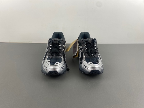 ASICS Gel-Kahana TR V4 Carbon Black 1203A497-001