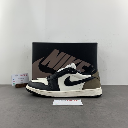 Air Jordan 1 Low Mocha CZ0790-102