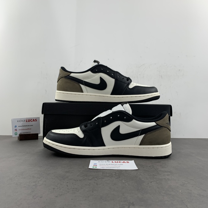 Air Jordan 1 Low Mocha CZ0790-102