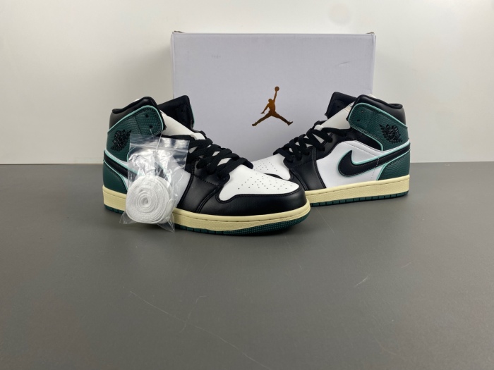 Air Jordan 1 Mid SE Oxidized Green  FQ7818-100
