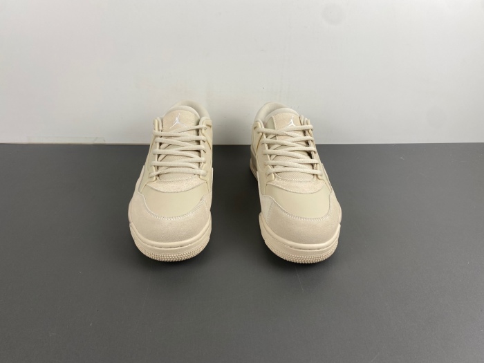 Air Jordan 4 RM Legend Light Brown  FQ7940-200