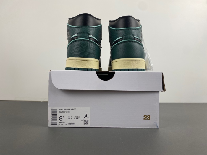 Air Jordan 1 Mid SE Oxidized Green  FQ7818-100