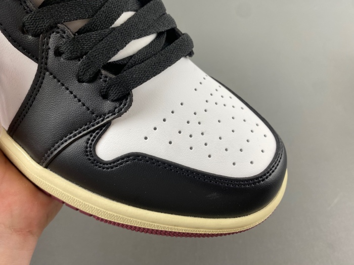 Air Jordan 1 Mid SE Bordeaux  FQ7818-101