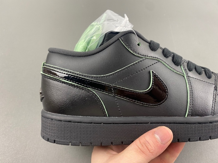 Air Jordan 1 Low SE Black Cat Mascot HM3690-001