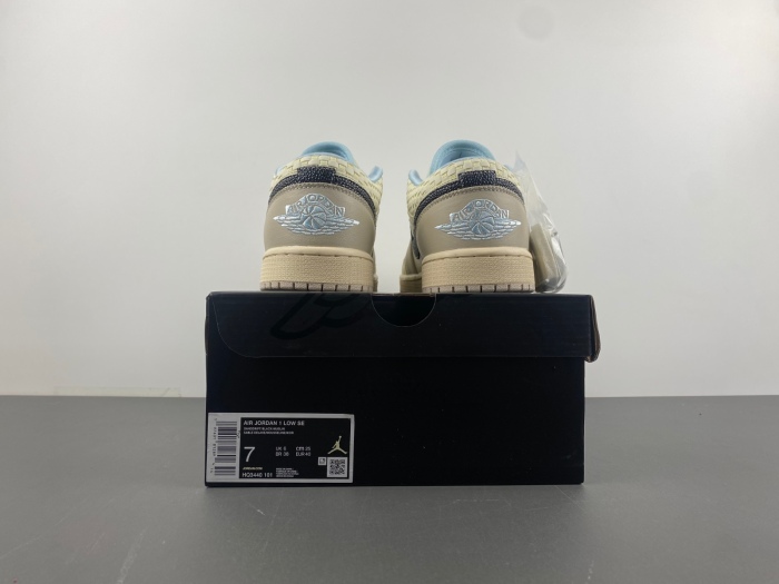 Air Jordan 1 Low SE Sanddrift Glacier Blue  HQ3440-101