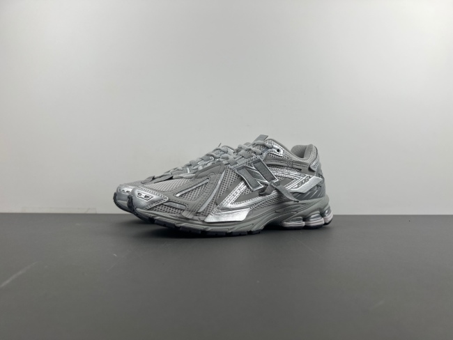 New Balance 1906A Concrete Silver Metallic  M1906AG