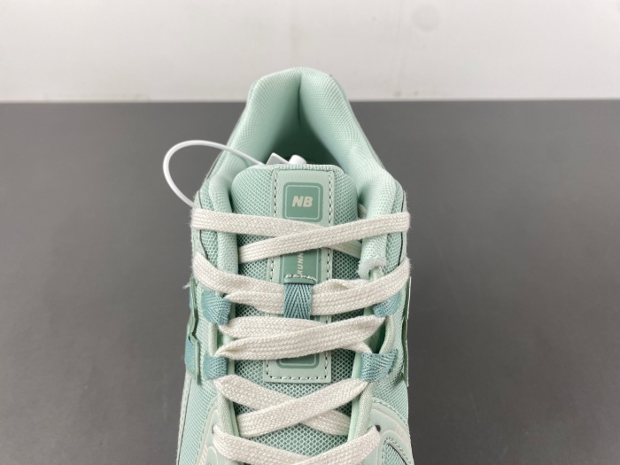 New Balance 1906R Jade Green  M1906RZC