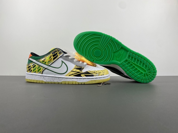 Dunk Low What the Duck Away University of Oregon PE HV1454-100