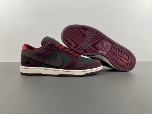 SB Dunk Low Riot Skateshop  FZ1289-200