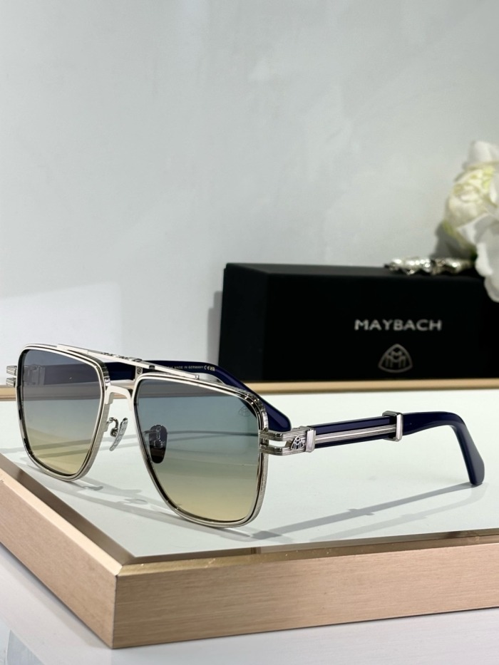 T*henri Glasses Top XX 20250113-44
