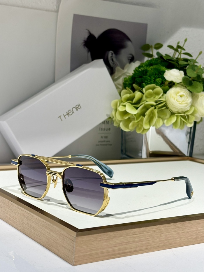 T*henri Glasses Top XX 20250113-44