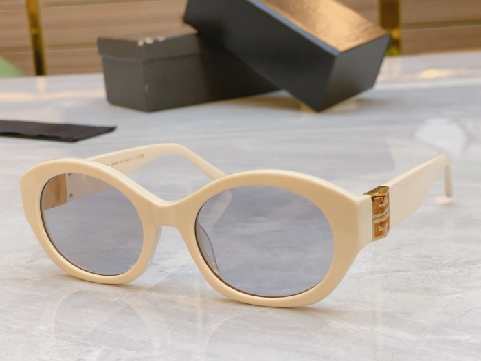 G*ivench Glasses Top XX  20250113-56