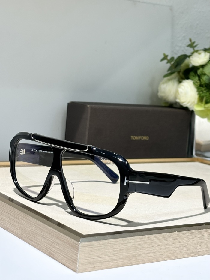 T*om for Glasses Top XX 20250113-48