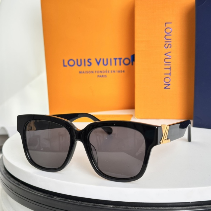 L*ouis V*uitton  Glasses Top XX 20250113-11