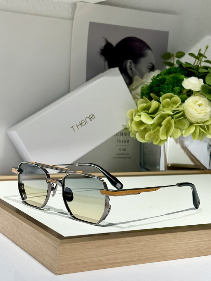 T*henri Glasses Top XX 20250113-44