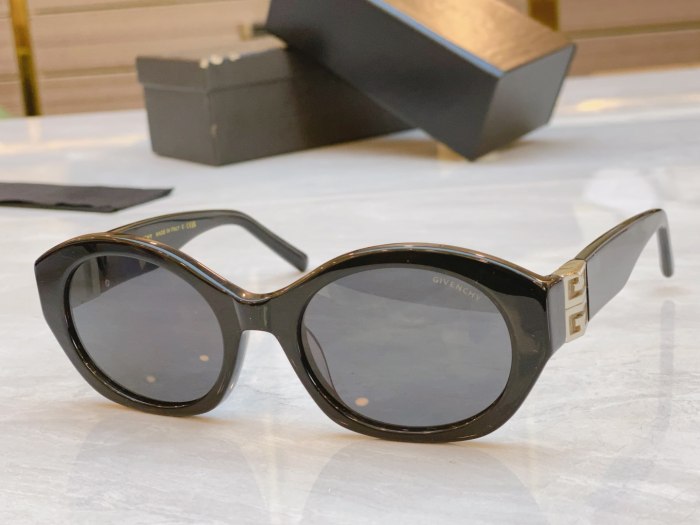 G*ivench Glasses Top XX  20250113-56