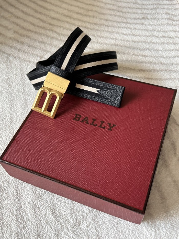 B*urberrry Belts  XX  20250115-12