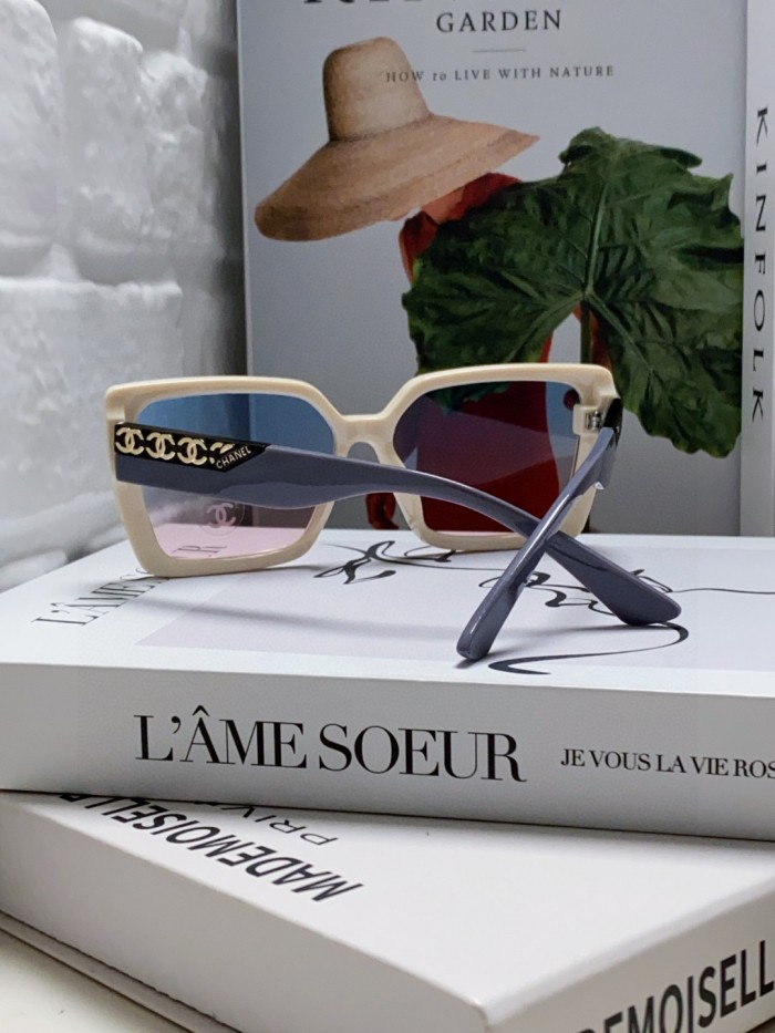 C*hanel Glasses Top XX 20250401-30
