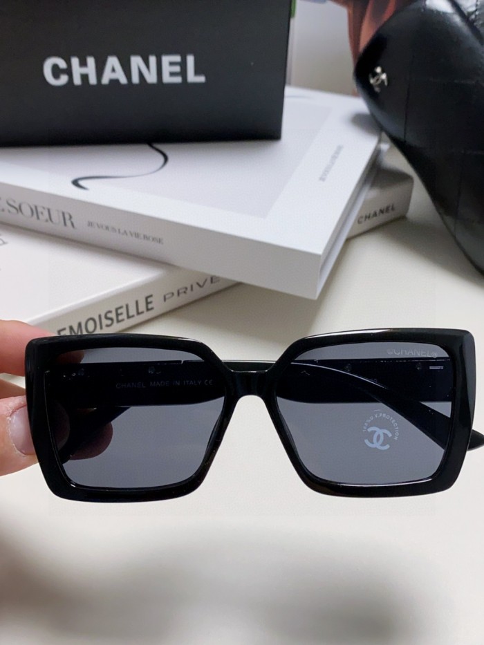 C*hanel Glasses Top XX 20250401-30