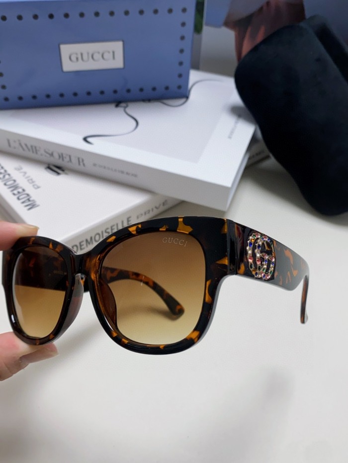 G*ucci  Glasses Top XX 20250402-17