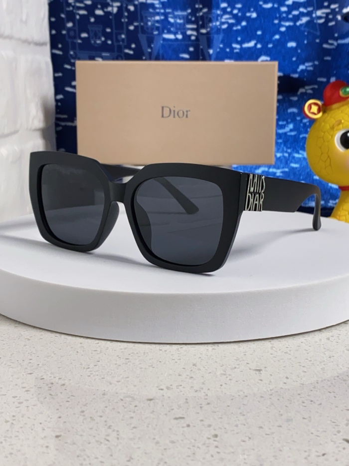 D*ior Glasses Top XX 20250401-15