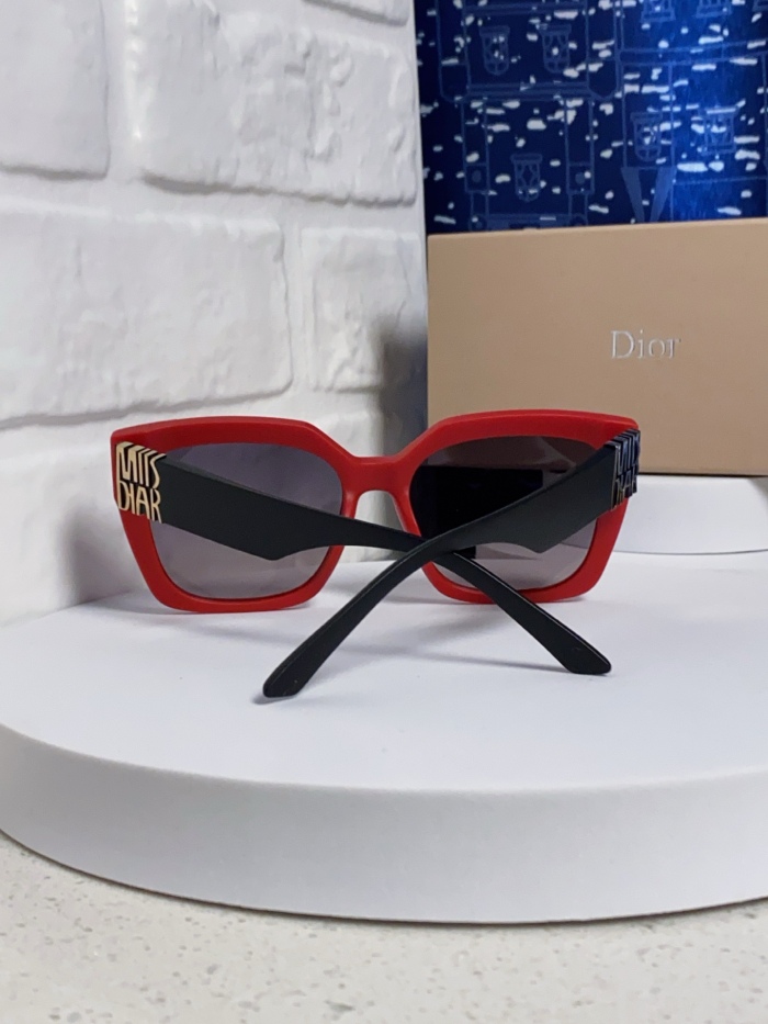 D*ior Glasses Top XX 20250401-15