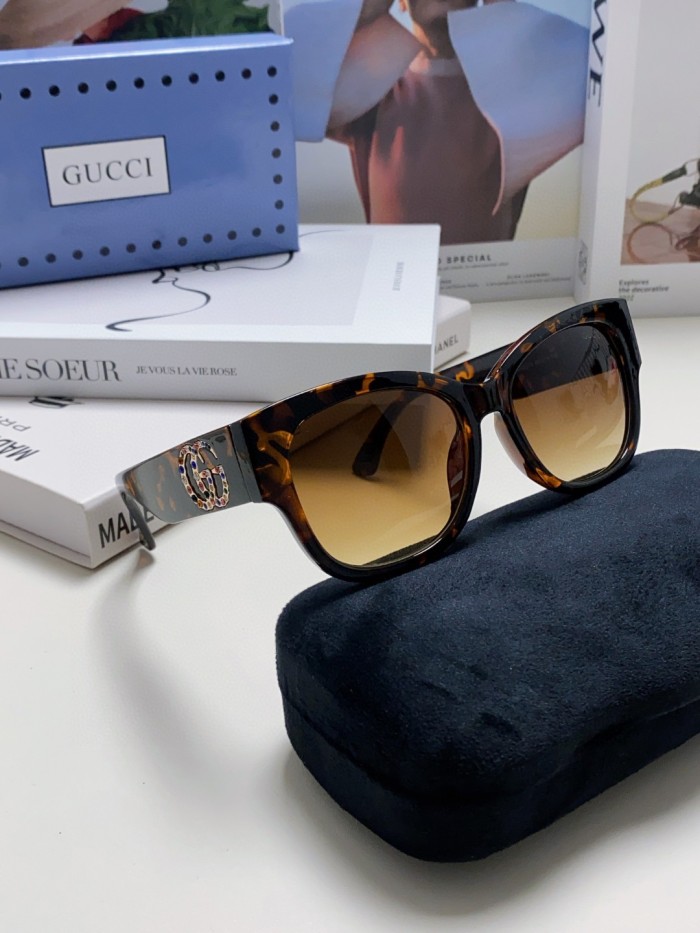 G*ucci  Glasses Top XX 20250402-17