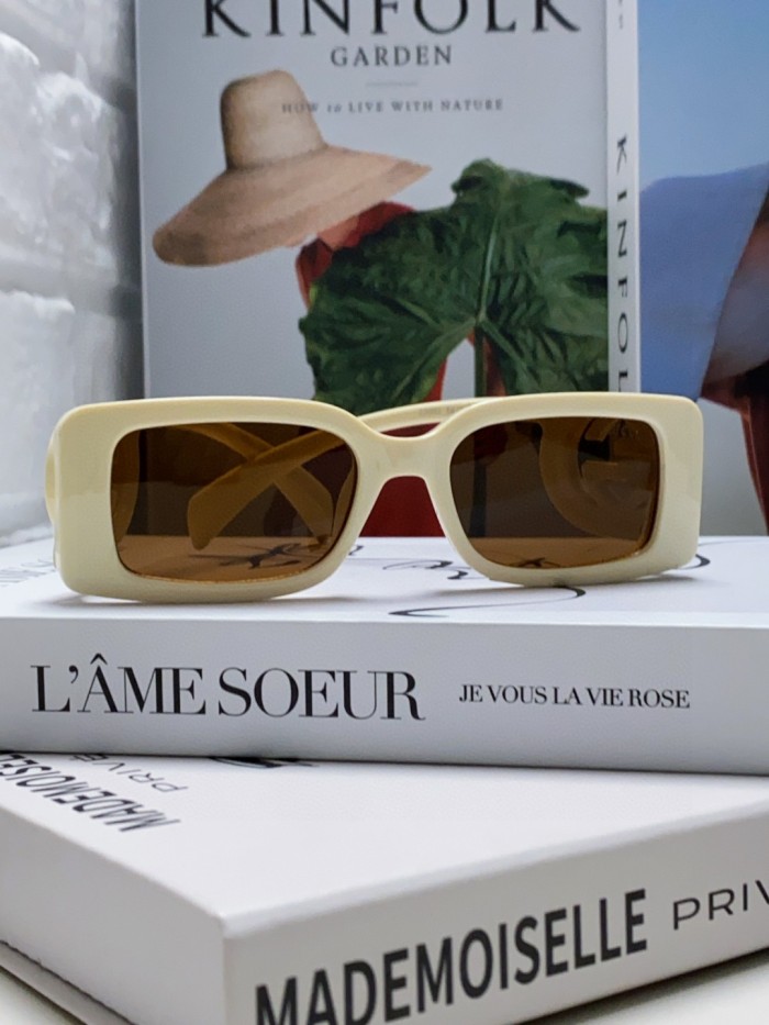 G*ucci  Glasses Top XX 20250402-23