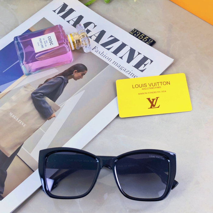 L*ouis V*uitton Glasses Top XX 20250402-63