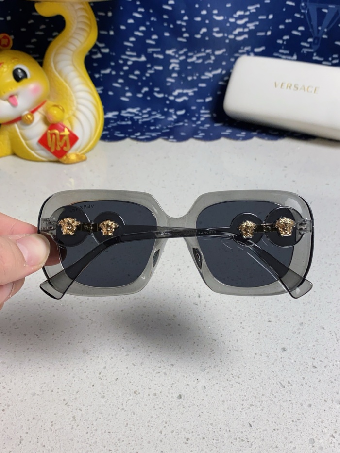 V*ersace  Glasses Top XX 20250402-36