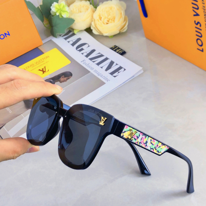 L*ouis V*uitton Glasses Top XX 20250402-59