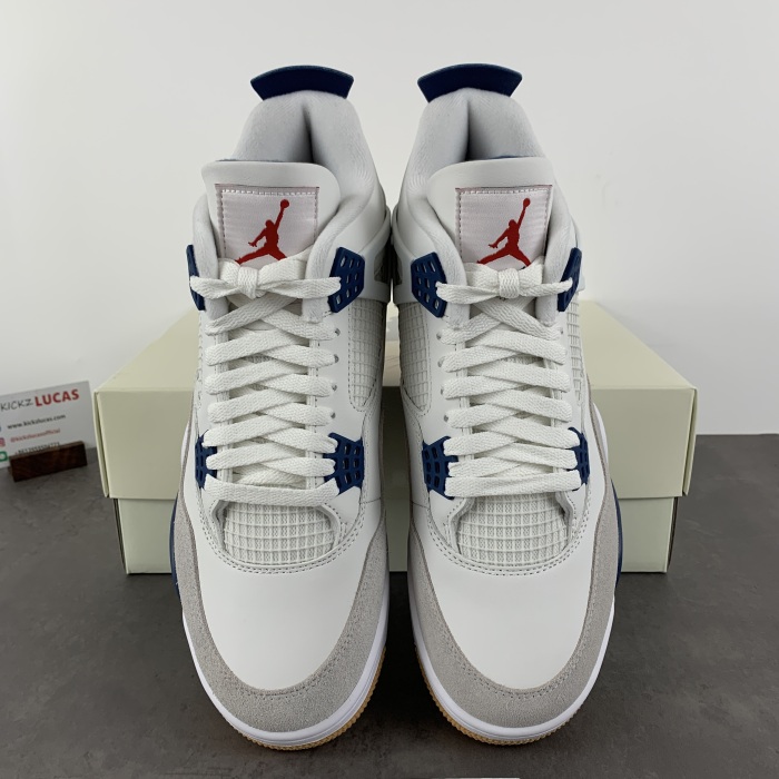 Air Jordan 4 Retro SB Navy  DR5415-100