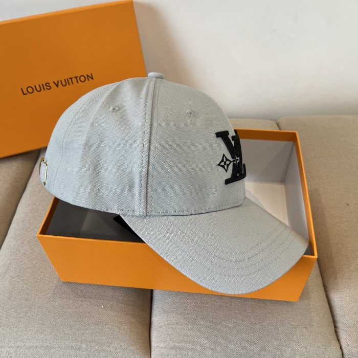 L*oewe  Hats Top XX20250410-1