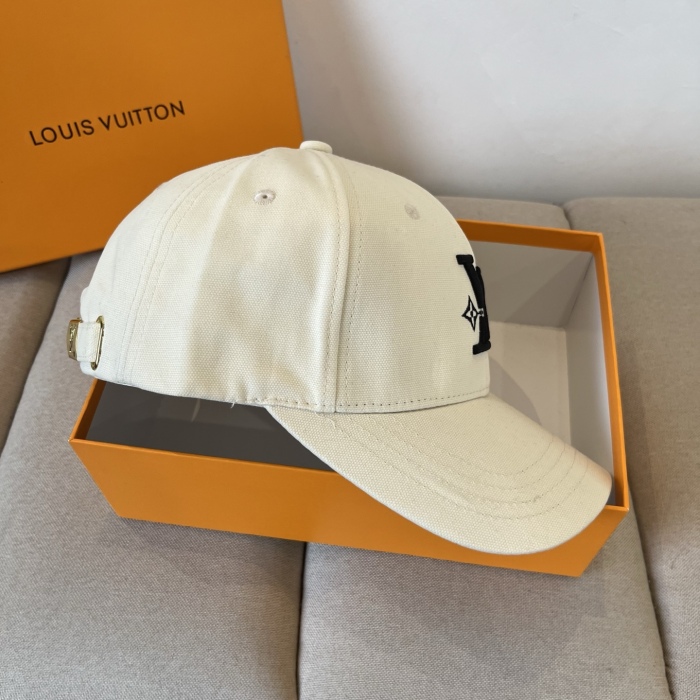 L*oewe  Hats Top XX20250410-1