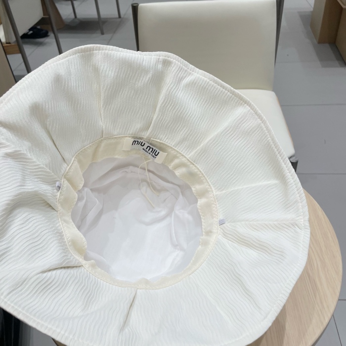 M*iu Miu  Hats Top XX250409-31