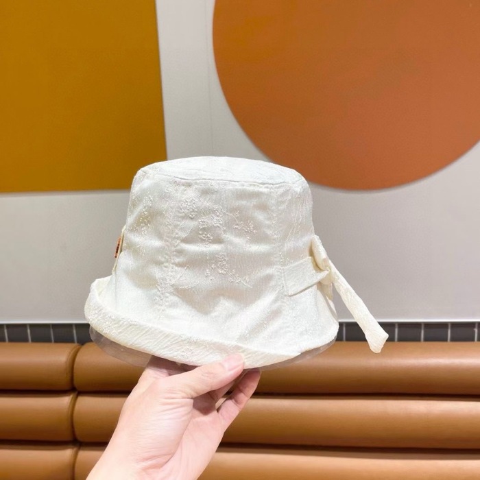 C*hanel  Hats Top XX20250409-54