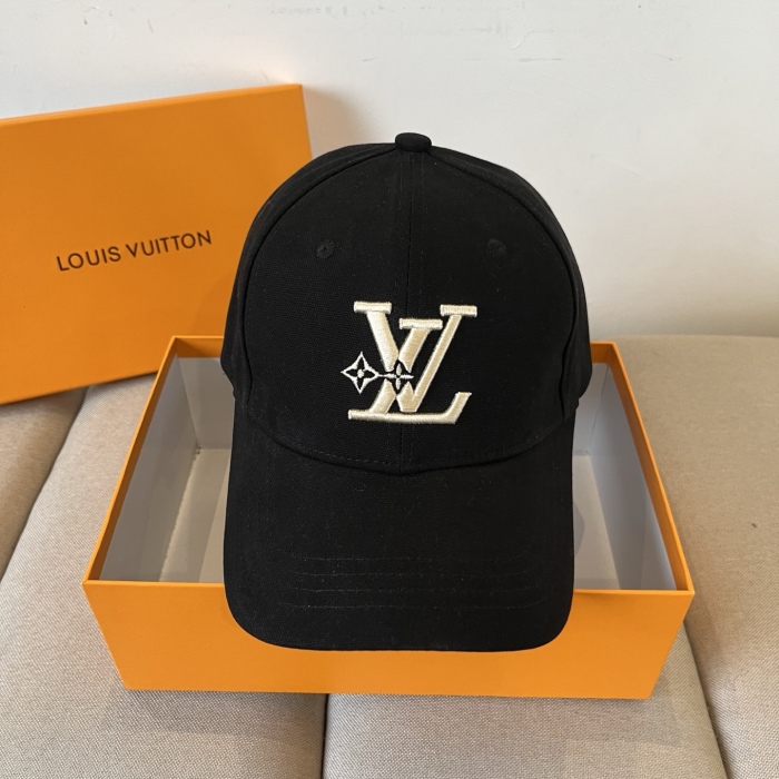 L*oewe  Hats Top XX20250410-1