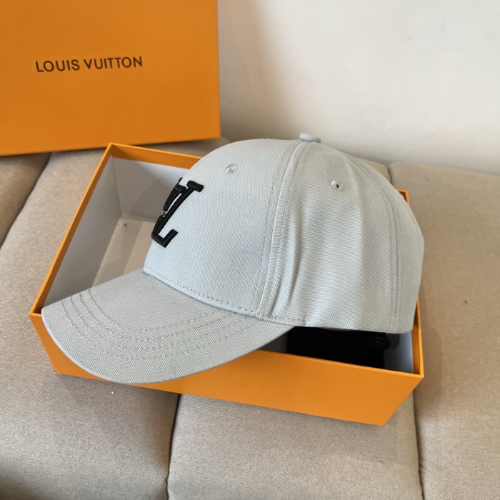 L*oewe  Hats Top XX20250410-1