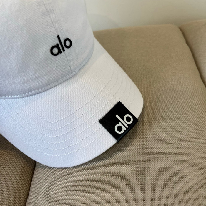A*lo  Hats Top XX20250410-5