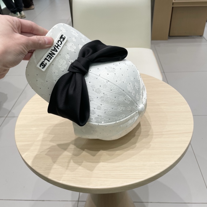 C*hanel  Hats Top XX20250411-22