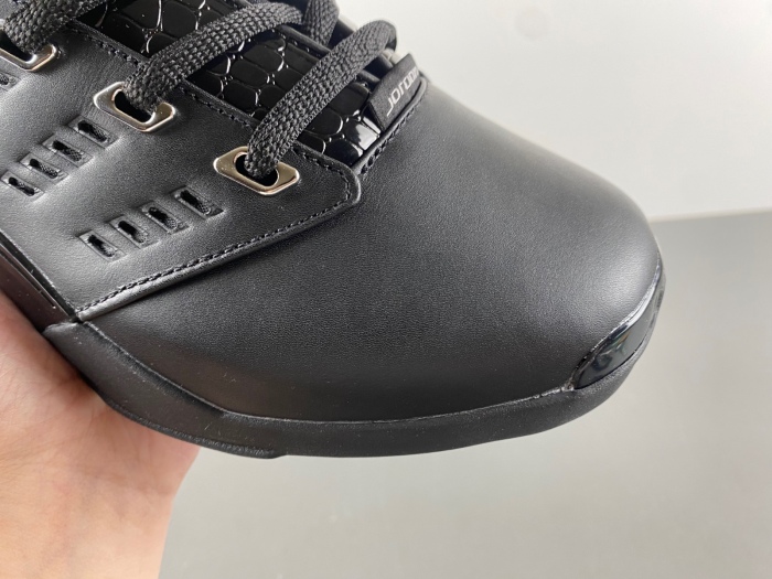 Air Jordan 17 OG Low Black Chrome 303891-004