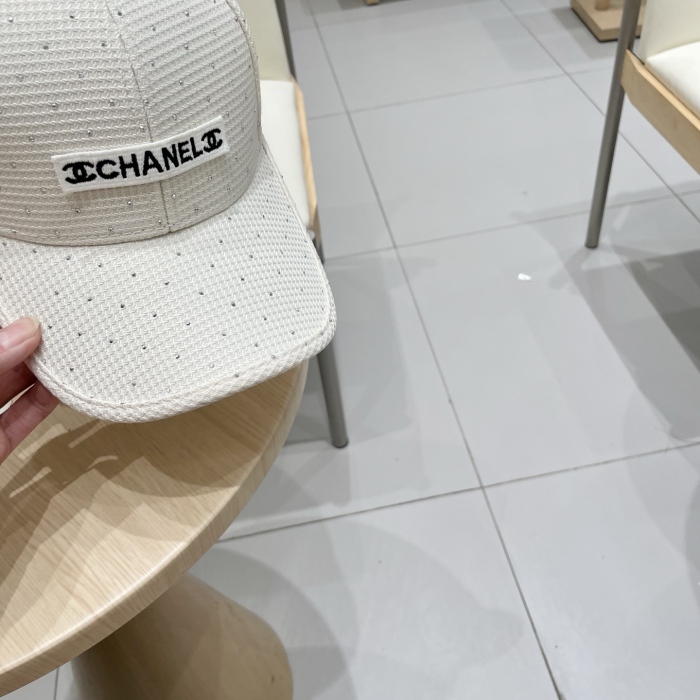C*hanel  Hats Top XX20250411-30