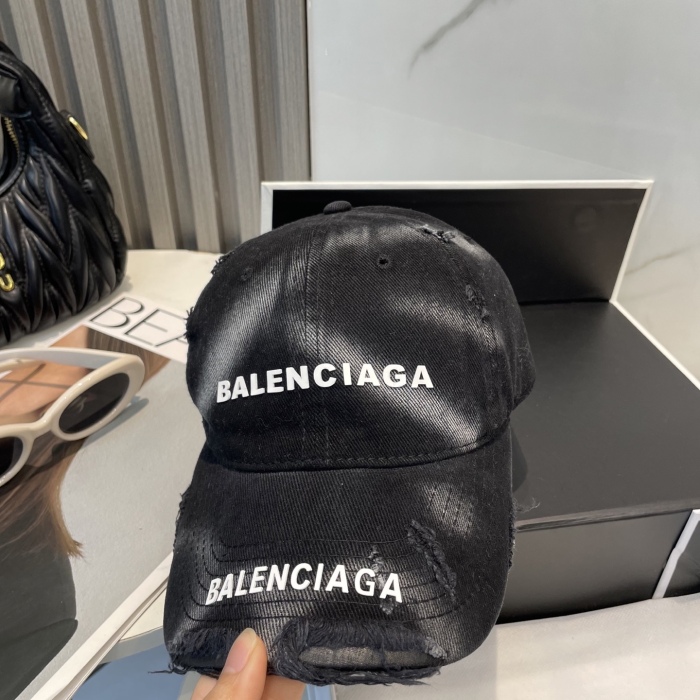 B*alenciaga  Hats Top XX20250411-13