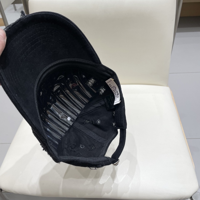 H*ermes  Hats Top XX20250411-35