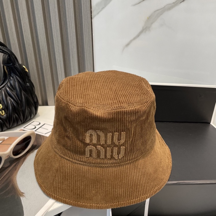 M*iuMiu  Hats Top XX20250411-12