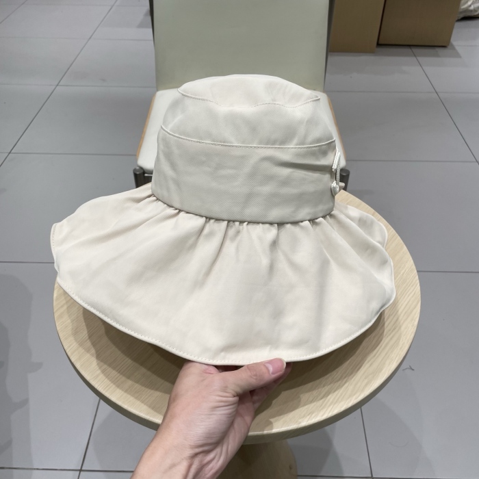 C*hanel  Hats Top XX20250411-16
